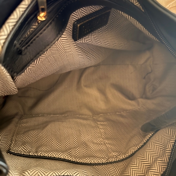 Black Urban Expressions Large Shoulder Bag|NWT| Faux Leather| Fast Shipping - Picture 5 of 5